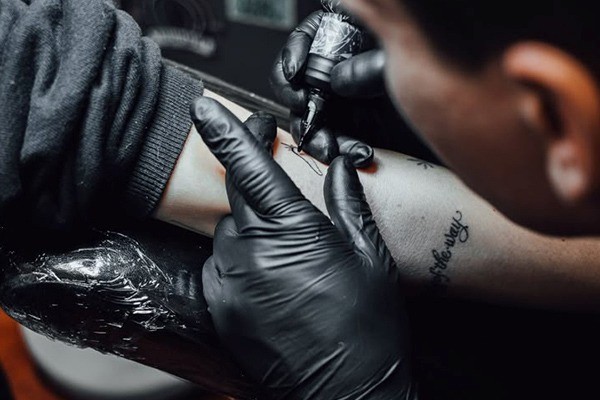 مراقبت های قبل و بعد از تاتو بدن