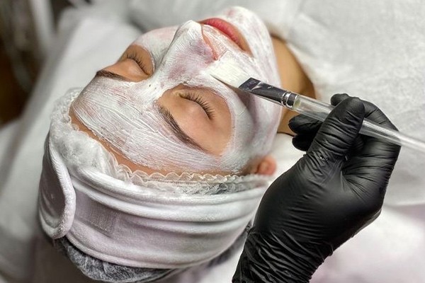 معرفی فواید پاکسازی صورت