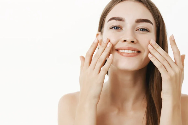 تاثیر وازلین بر پوست صورت