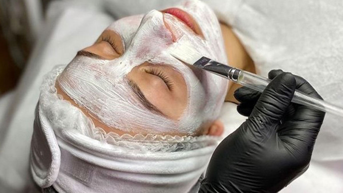 معرفی فواید پاکسازی صورت