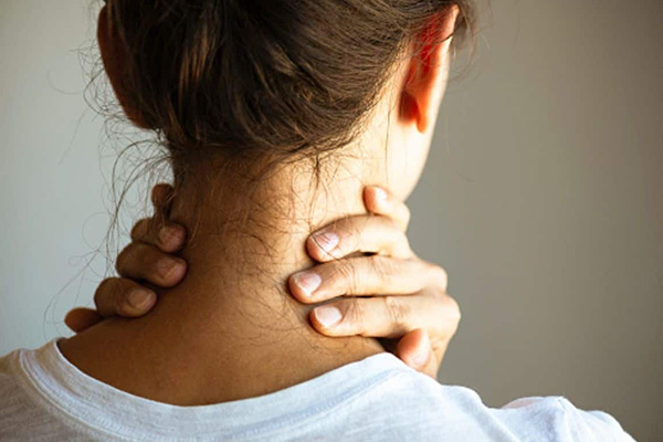 درمان سیاهی گردن و زیر بغل