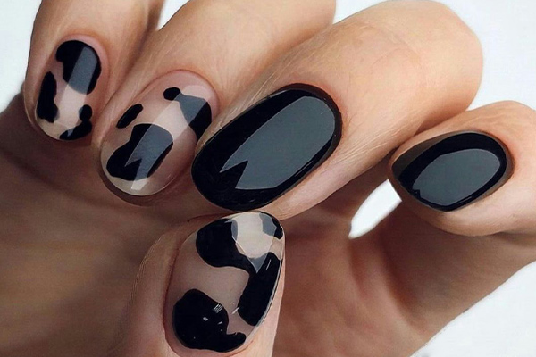 طراحی ناخن با بلومینگ ژل