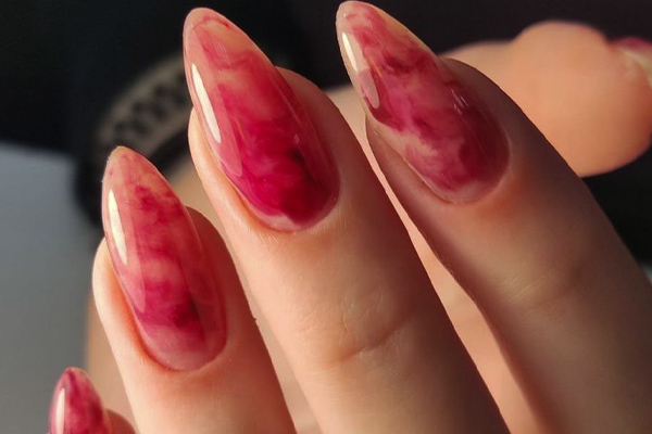 طراحی ناخن با بلومینگ ژل