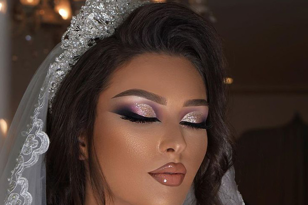 ابرو عربی زاویهدار