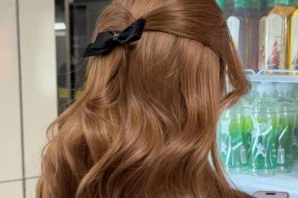 رنگ مو شکلاتی روشن 