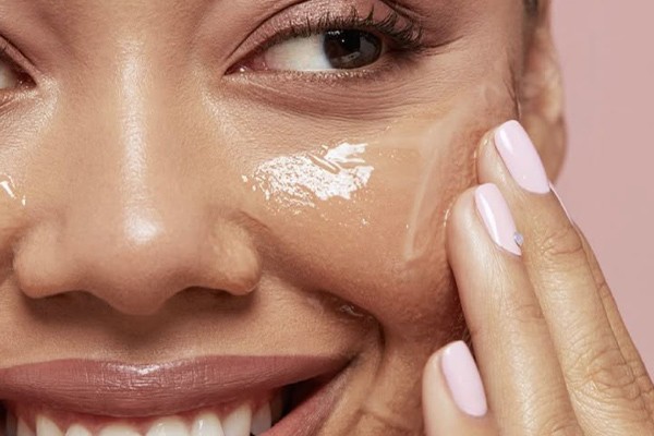 فواید وازلین برای پوست