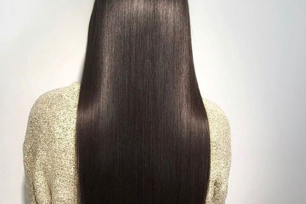 موهایی صاف با شامپو کراتینه 