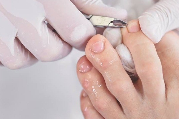 مراحل پدیکور خشک