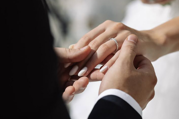 جشن بله برون