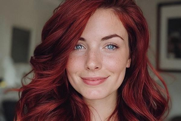 ترکیب رنگ مو قرمز و ماهاگونی