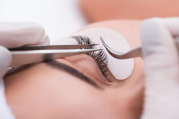 طرز استفاده از استارتر مژه