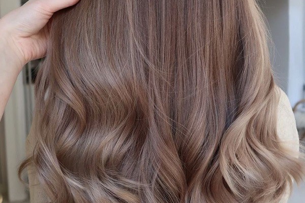 هایلایت رنگ مو نسکافه ای