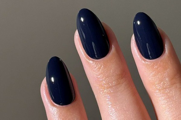 لاک سورمه‌ای اولدمانی