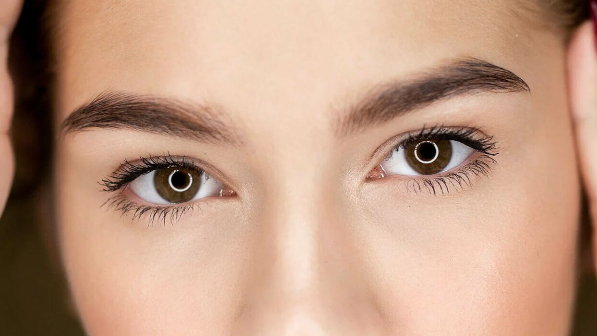 نحوه آرایش چشم پف دار