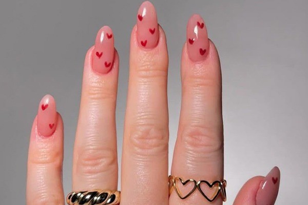 طرح ناخن قلب ساده برای ولنتاین