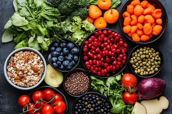 معرفی مواد‌غذایی روشن کننده پوست 