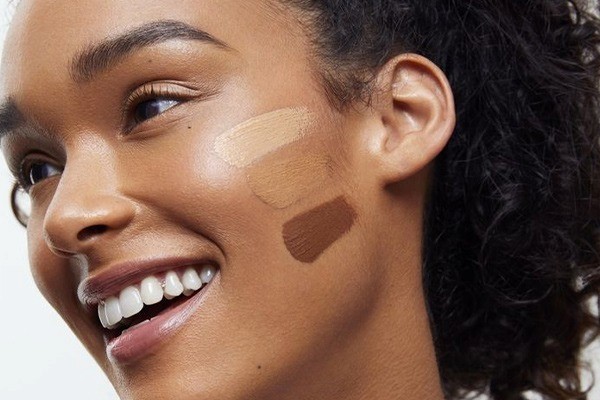 انتخاب رنگ صحیح کرم پودر