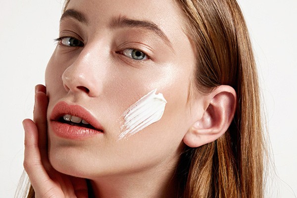 پرایمر SOS Clarins برای پوست‌های خشک و حساس