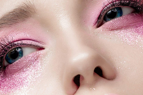 میکاپ عروسکی شاین