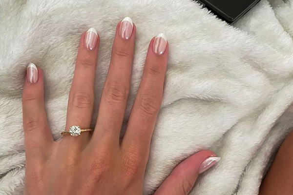 کاور ناخن فرنچ سفید