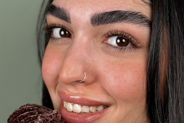 فرق فیبروز ابرو با میکروبلیدینگ